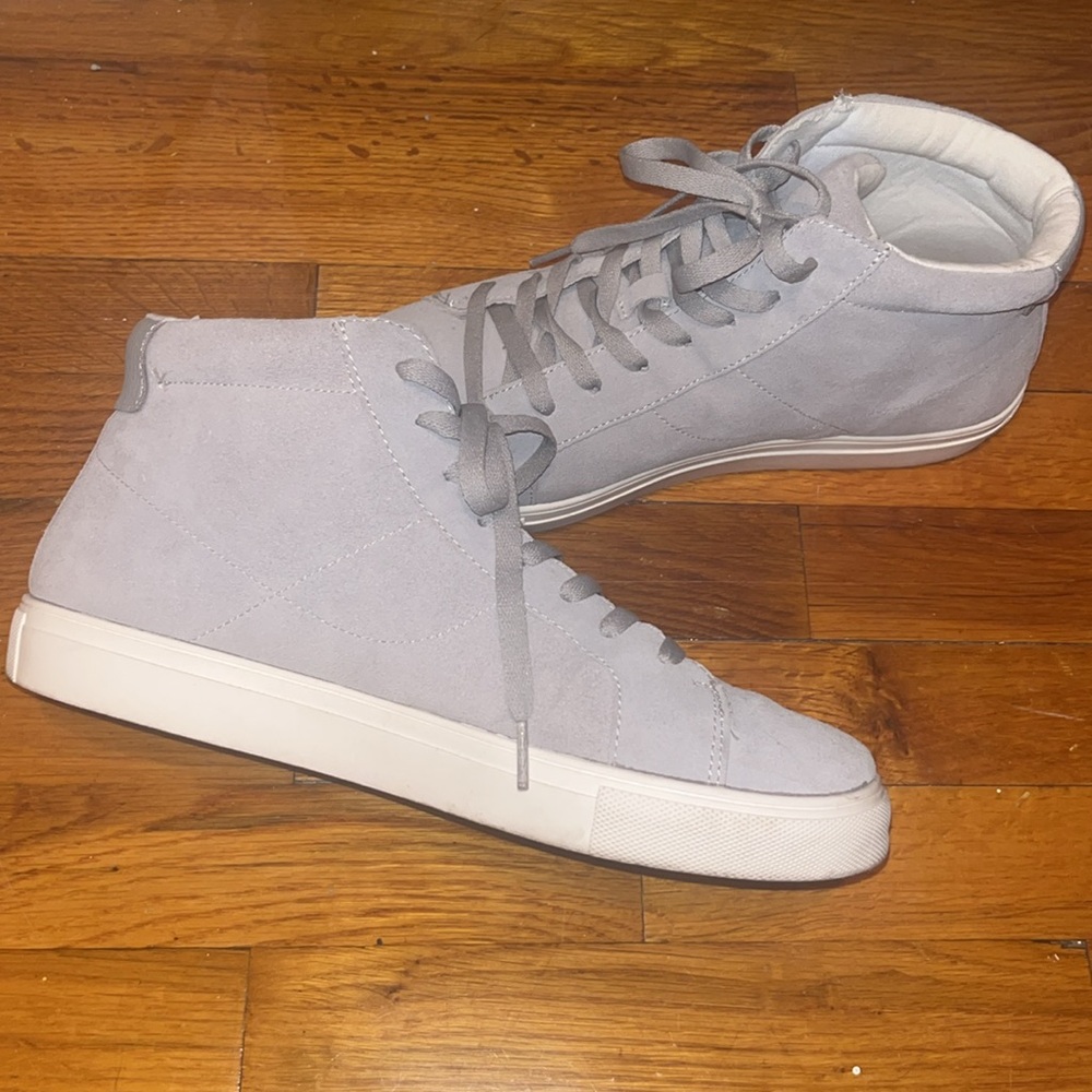 ⭐️🌴 American Eagle Sneakers - worn once